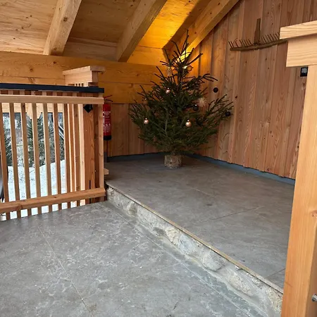 Amkampl-ferienwohnung شقة *